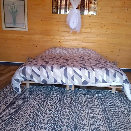 Chez Le Breton Des Marais *