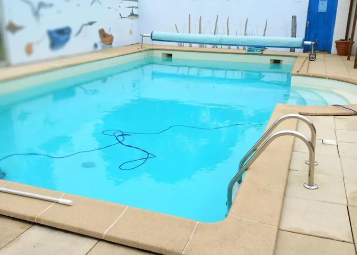 Chez Le Breton Des Marais Кемпинг Bois-de-Cene