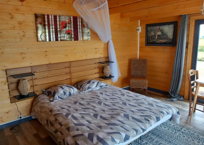 Chez Le Breton Des Marais Bois-de-Cene